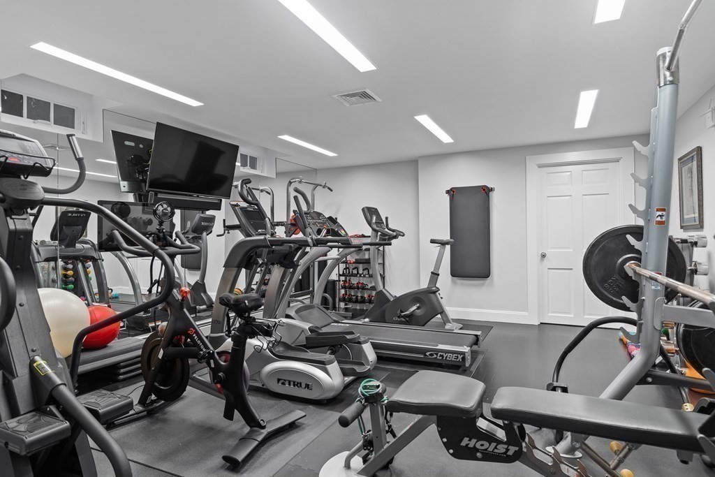 35 Wykeham Road Newton, MA 02465 - Photo 36 of 40 a view of a room with gym equipment