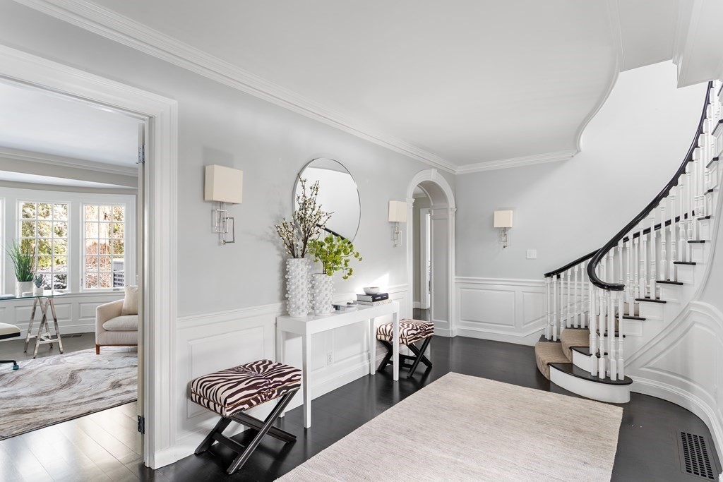 35 Wykeham Road Newton, MA 02465 - Photo 5 of 40 a living room with furniture