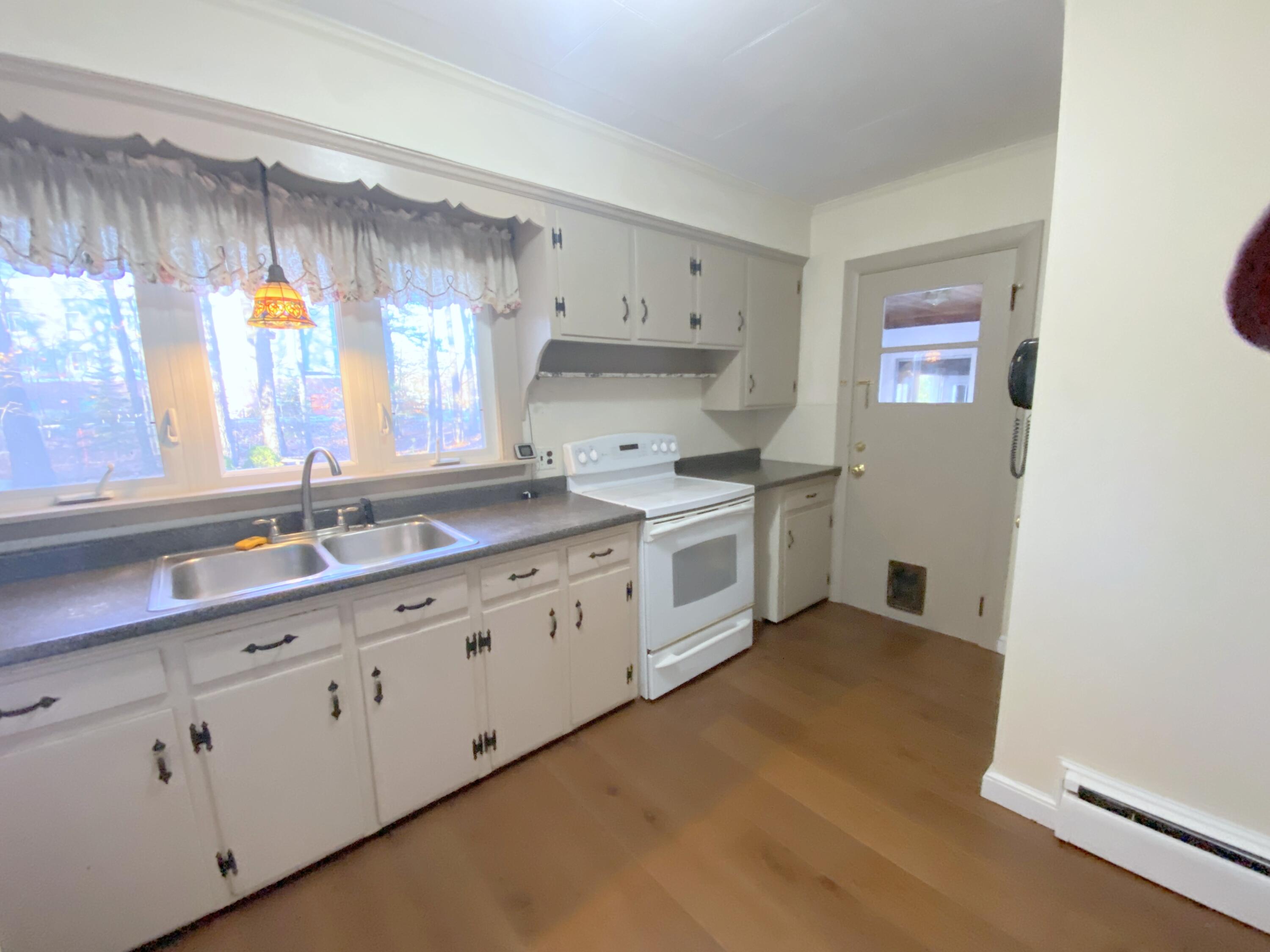 11 Alfred Road Kennebunk, ME 04043 - Photo 9 of 14 IMG-6114