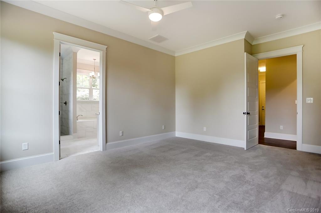 846 Union New Hope Road Gastonia, NC 28056 - Photo 19 of 41 a view of an empty room with closet and a bathroom