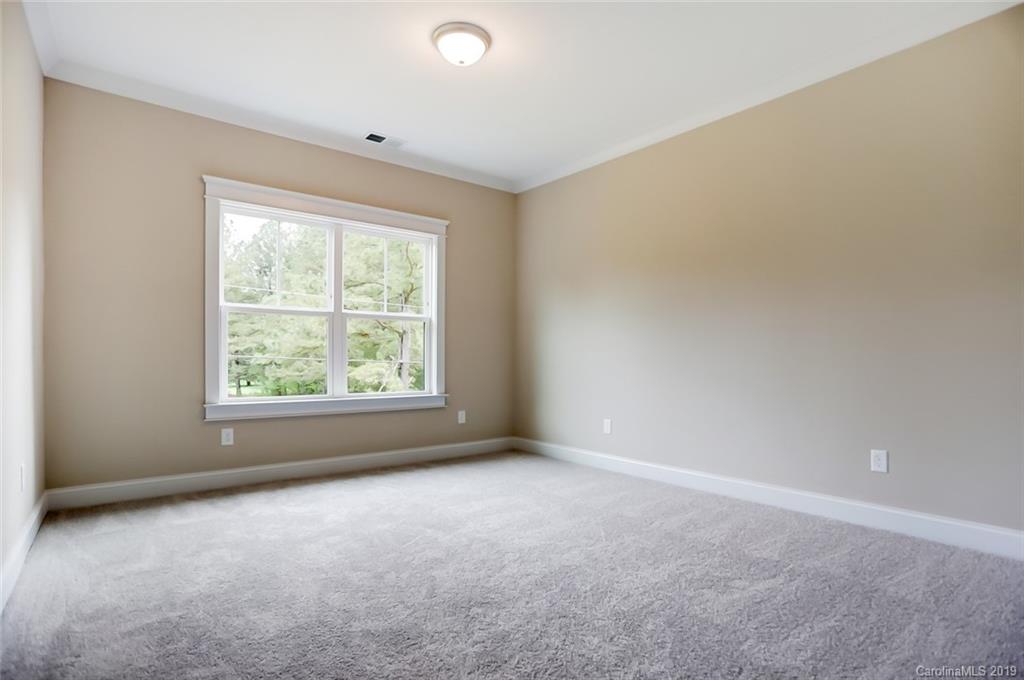 846 Union New Hope Road Gastonia, NC 28056 - Photo 31 of 41 an empty room with windows