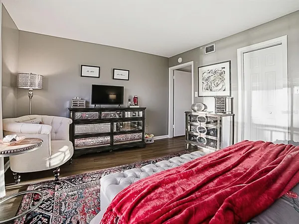 $295,000 | 601 North Mc Donald Street, Unit 109, Mount Dora, FL 32757