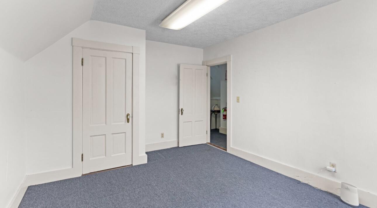 201 Knox Street Rumford, ME 04276 - Photo 14 of 38 IMG_2049