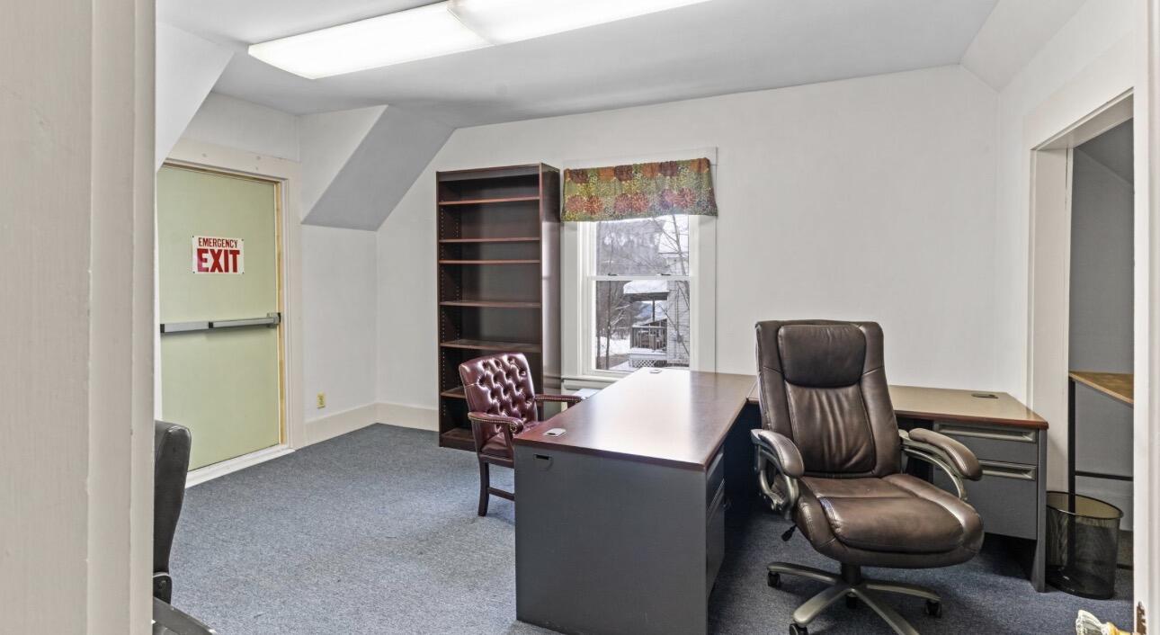 201 Knox Street Rumford, ME 04276 - Photo 25 of 38 IMG_2053