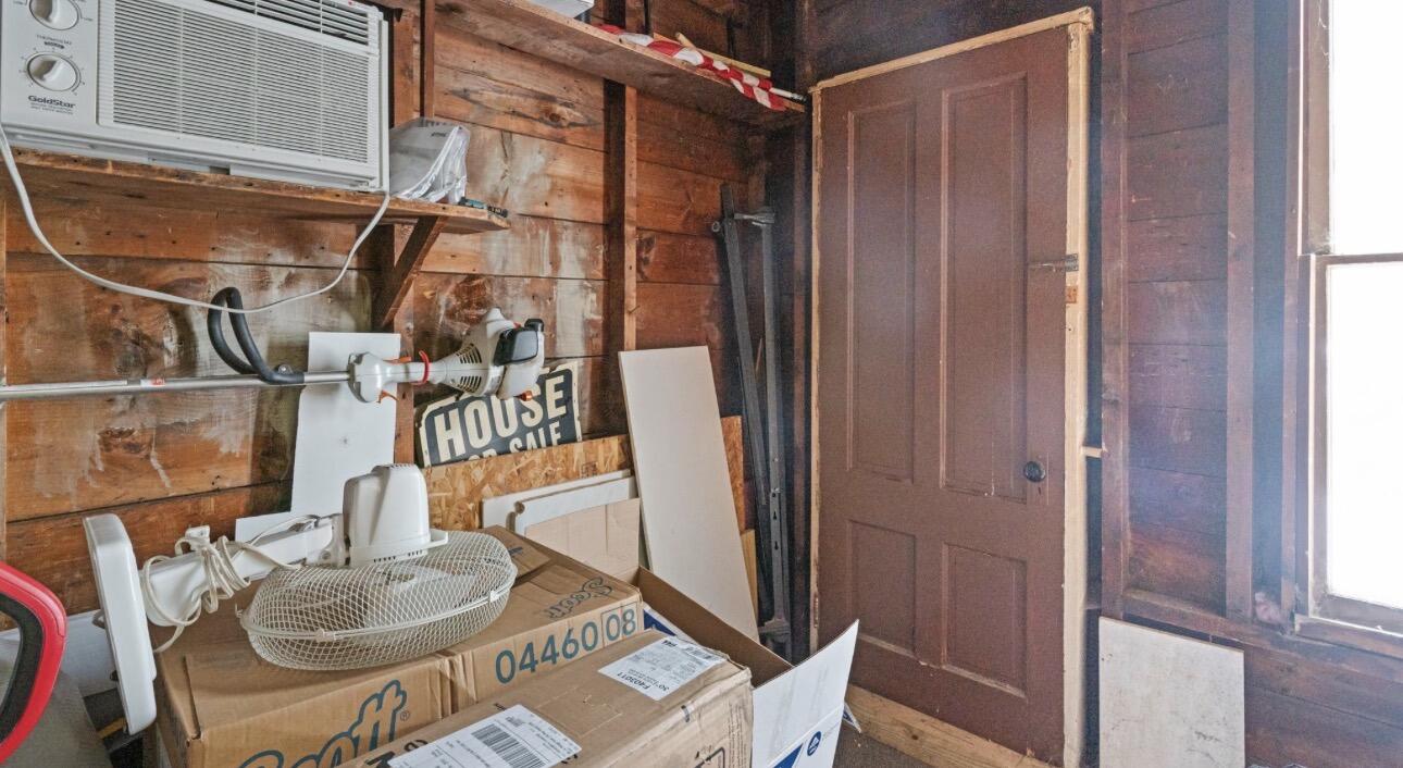 201 Knox Street Rumford, ME 04276 - Photo 31 of 38 IMG_2076