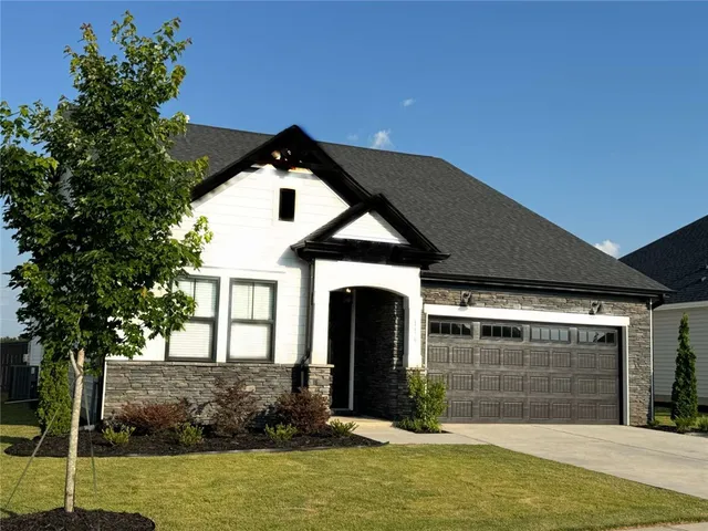 $397,800 | 116 Laurel Oak Drive, Anderson, SC 29621