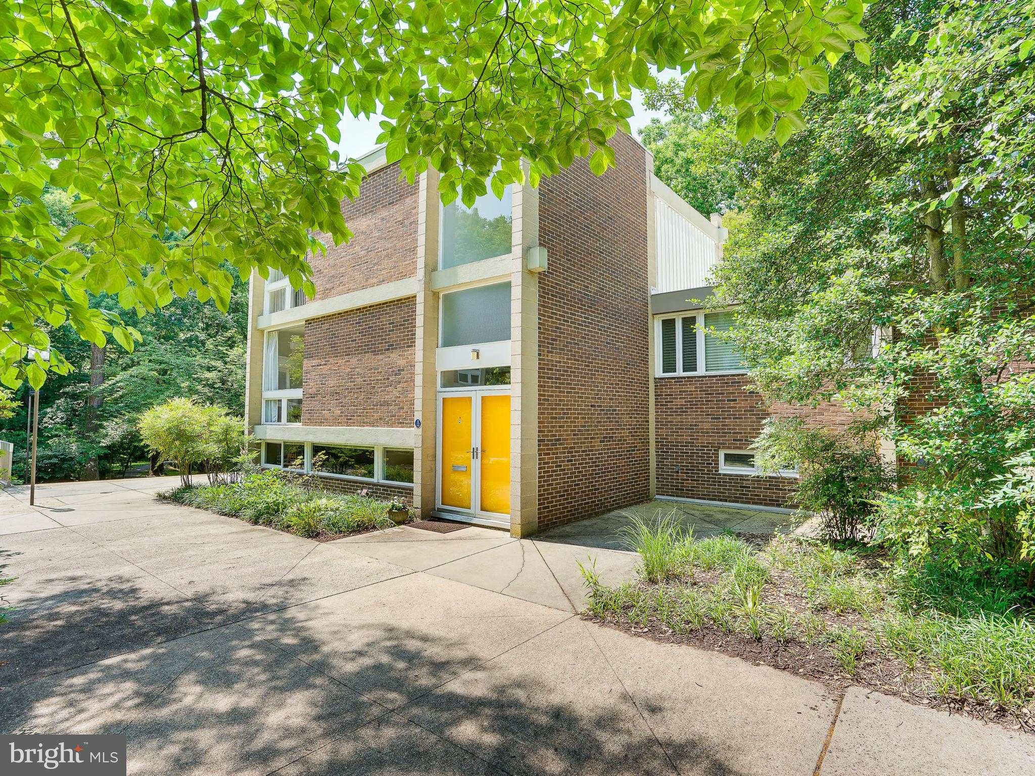 11513 Maple Ridge Road Reston, VA 20190 - Photo 4 of 51 Gallery Image 4