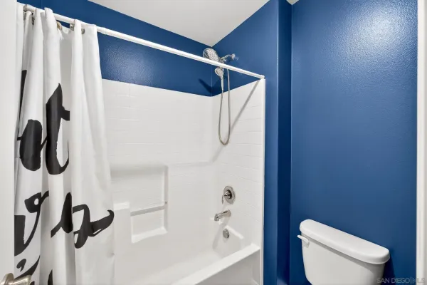 $1,099,999 | 1254 White Oak Court, El Cajon, CA 92020