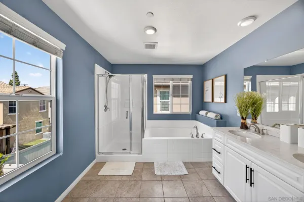 $1,099,999 | 1254 White Oak Court, El Cajon, CA 92020