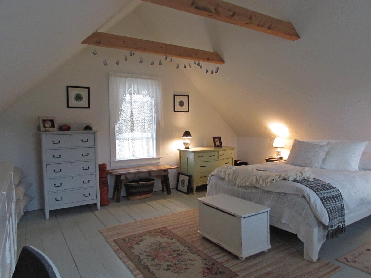 288 Clark Island Road St. George, ME 04859 - Photo 14 of 17 288cirbedroom