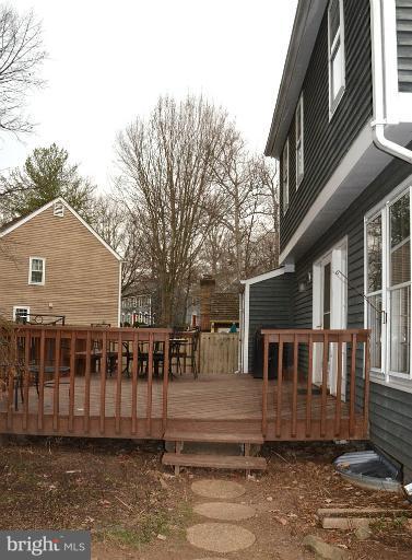 2070 Cobblestone Lane Reston, VA 20191 - Photo 8 of 25 Exterior (Rear)