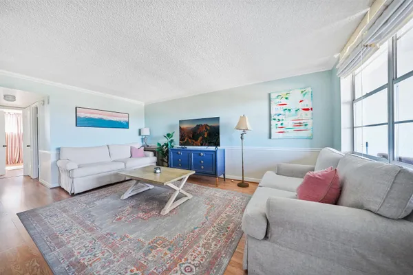 $2,450 | 109 Paradise Harbour Boulevard, Unit 414, North Palm Beach, FL 33408