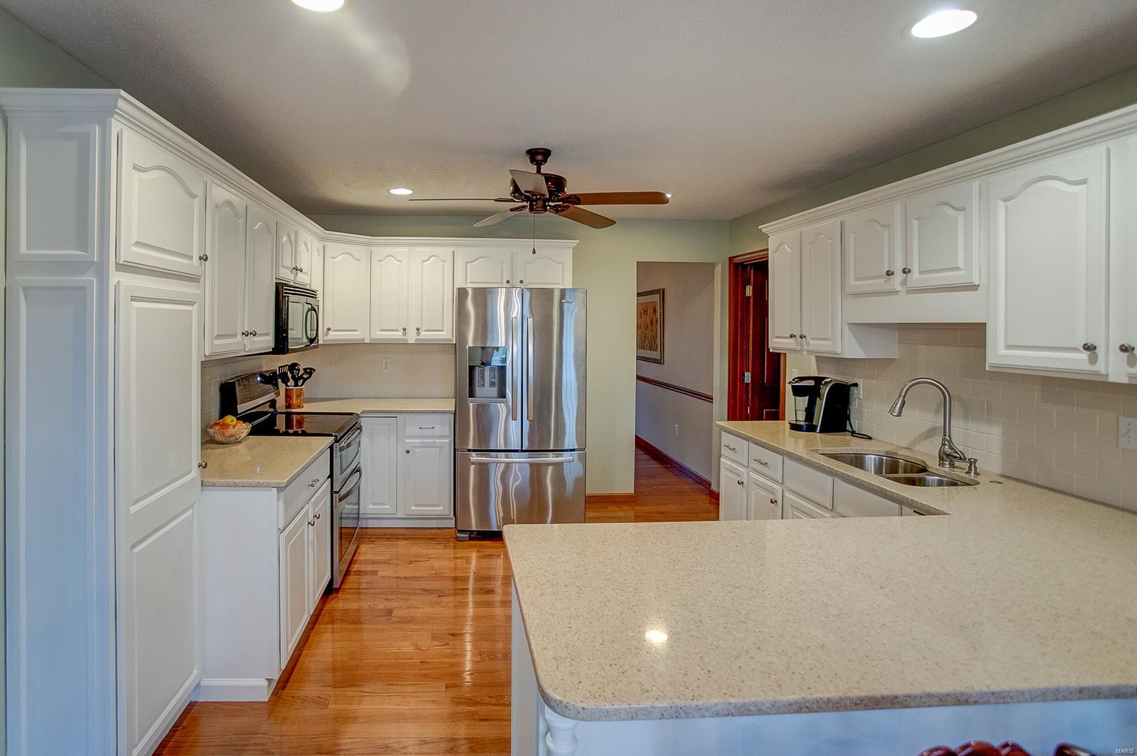 1135 Rutherford Ridge O'Fallon, IL 62269 - Photo 23 of 43