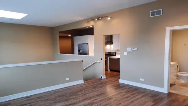 $3,500 | 1101 Dodge Avenue, Unit 203, Evanston, IL 60202