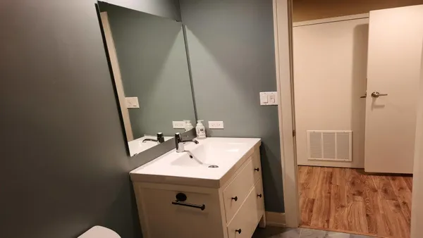 $3,500 | 1101 Dodge Avenue, Unit 203, Evanston, IL 60202