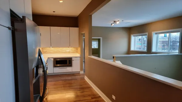 $3,500 | 1101 Dodge Avenue, Unit 203, Evanston, IL 60202