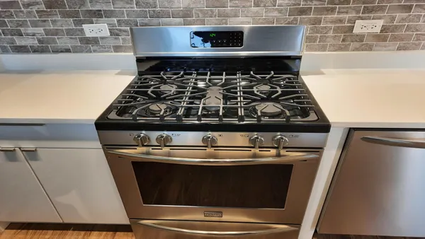 $3,500 | 1101 Dodge Avenue, Unit 203, Evanston, IL 60202