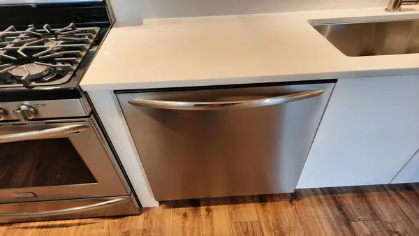 $3,500 | 1101 Dodge Avenue, Unit 203, Evanston, IL 60202