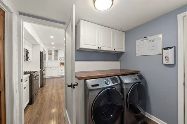 $525,000 | 35 Cloverdale Lane, Schaumburg, IL 60193