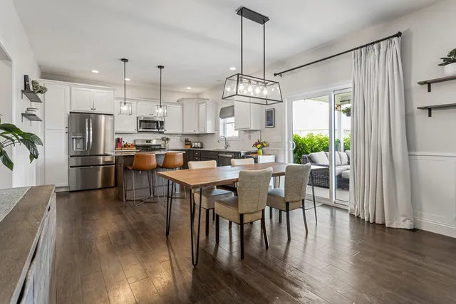 $429,900 | 806 Cole Lane, Mahomet, IL 61853