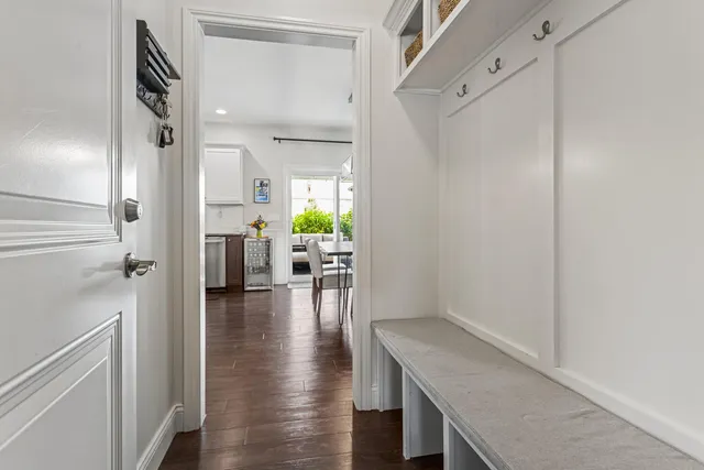 $429,900 | 806 Cole Lane, Mahomet, IL 61853