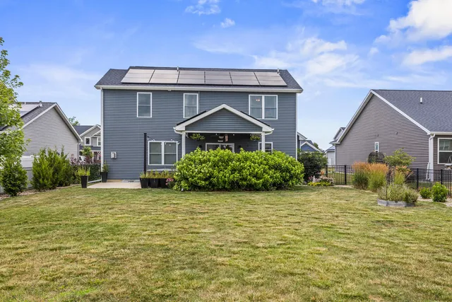 $429,900 | 806 Cole Lane, Mahomet, IL 61853