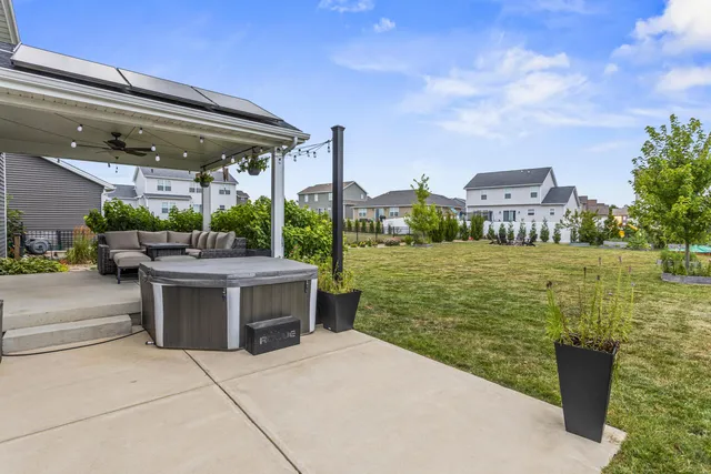 $429,900 | 806 Cole Lane, Mahomet, IL 61853