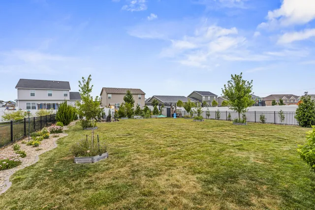 $429,900 | 806 Cole Lane, Mahomet, IL 61853