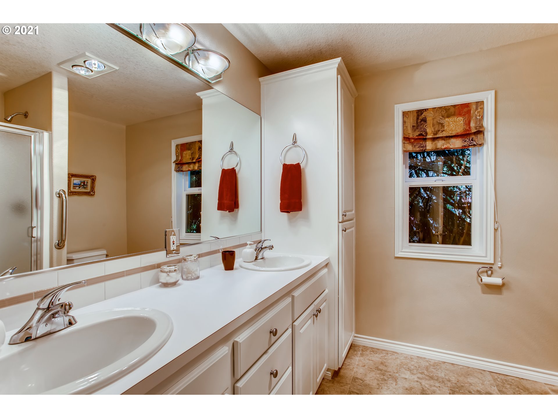 2852 Southwest 64th Place Portland, OR 97225 - Photo 22 of 30 Gallery Image 22