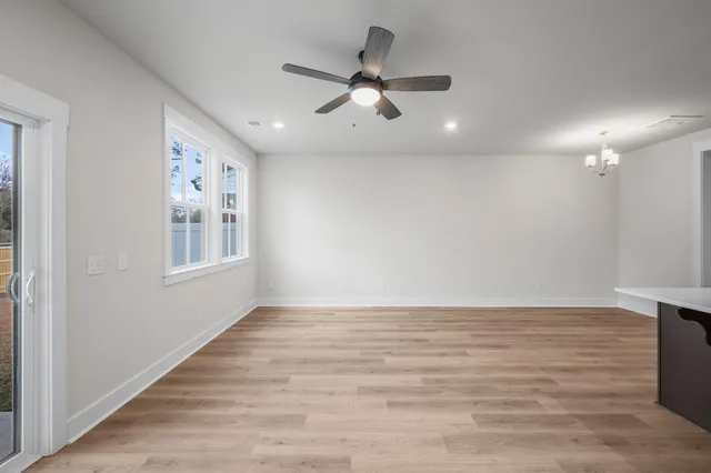 $299,000 | 310 Bremerton Drive, Goose Creek, SC 29445