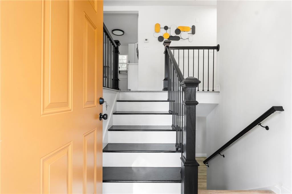 1969 Valley Ridge Drive Southwest Atlanta, GA 30331 - Photo 2 of 37 a view of entryway