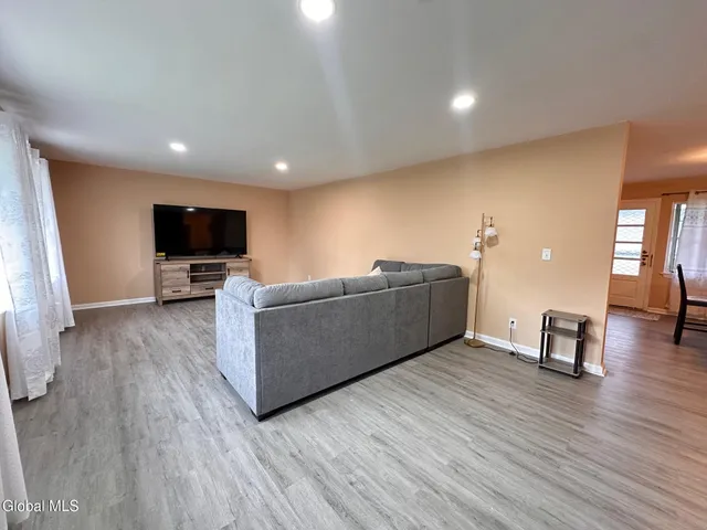 $28,200 | 75 Cardinal Avenue, Albany, NY 12208