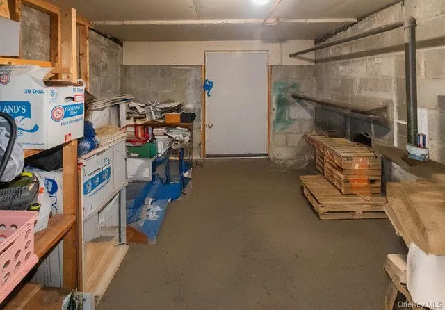 a front view of house with yard