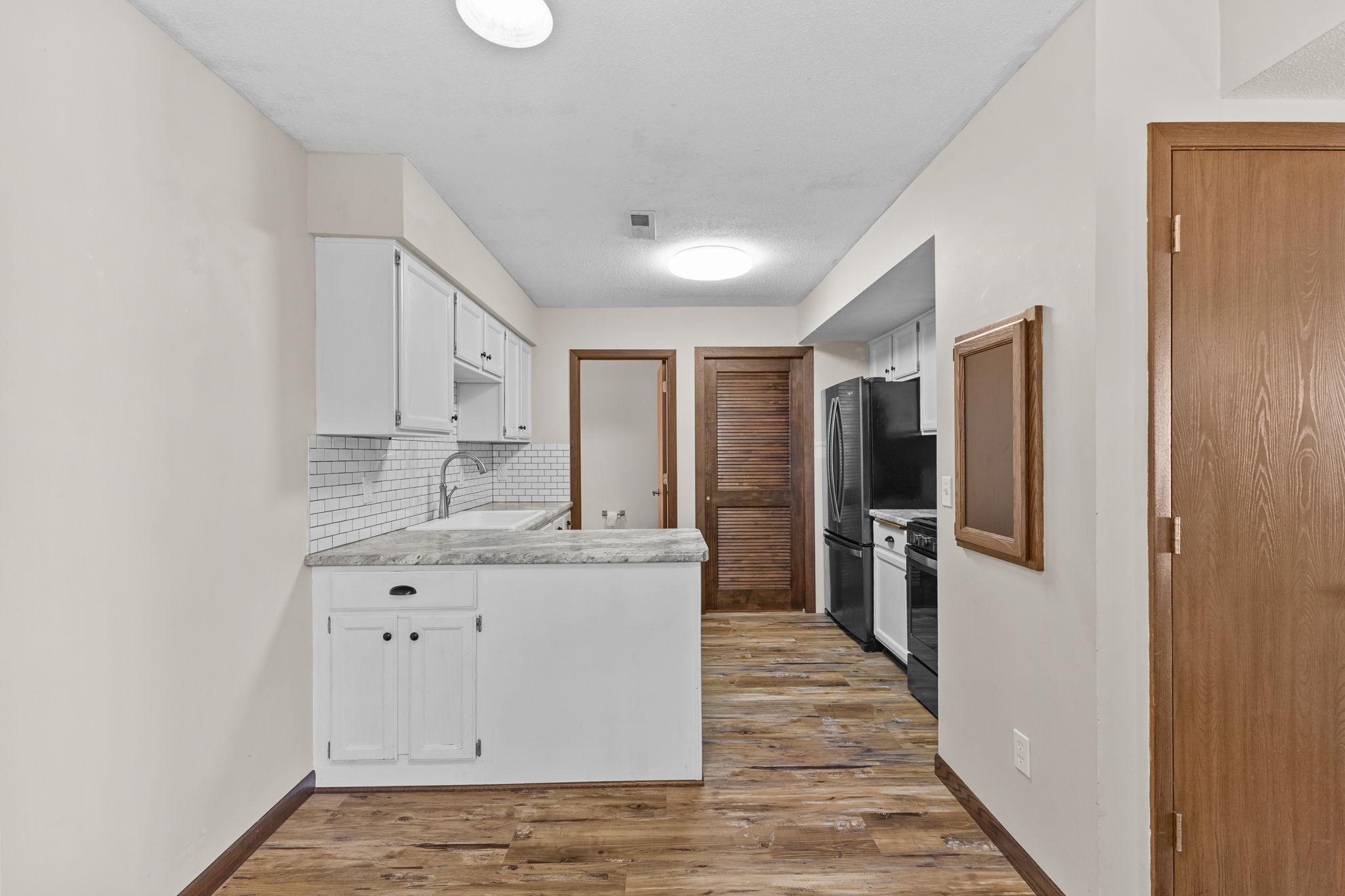 9390 Ranchview Lane North Maple Grove, MN 55369 - Photo 7 of 27