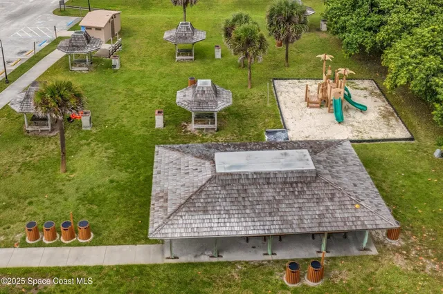 $625,000 | 521 Ronnie Drive, Indian Harbour Beach, FL 32937