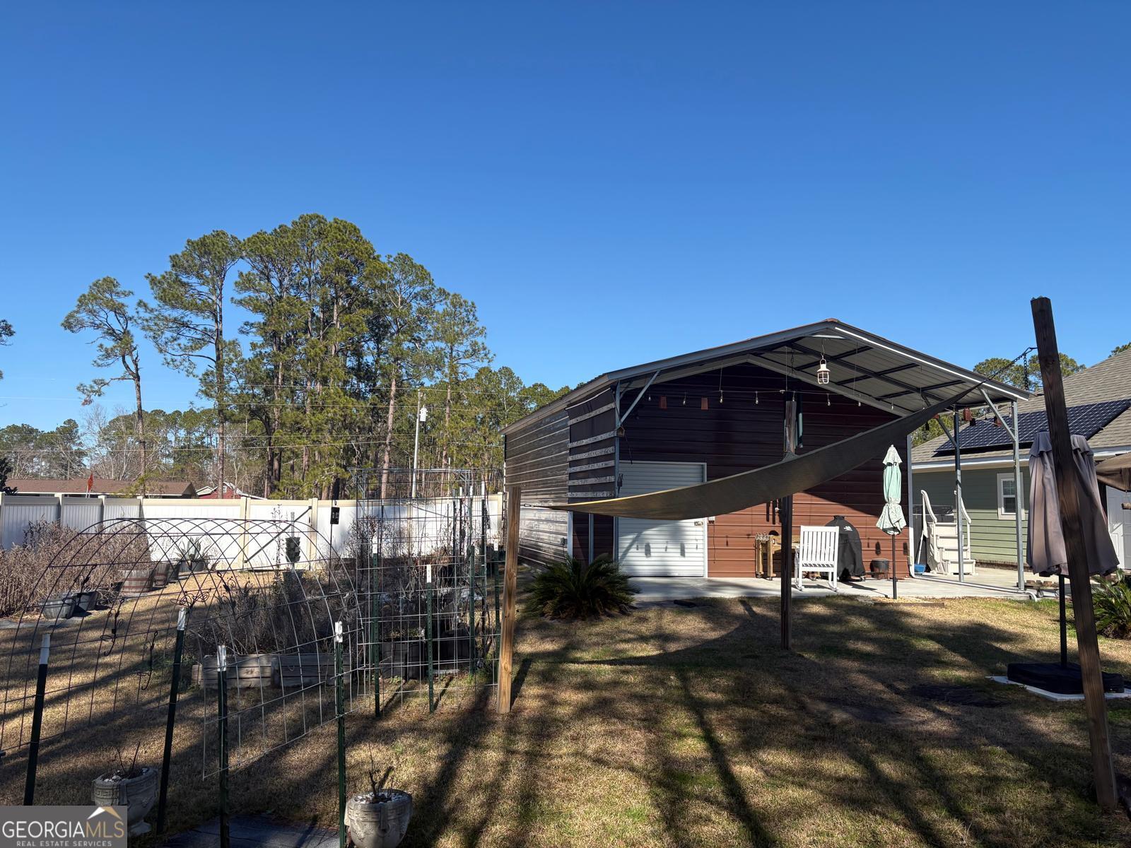 388 Forest Avenue Baxley, GA 31513 - Photo 19 of 28 a view of a house with a street
