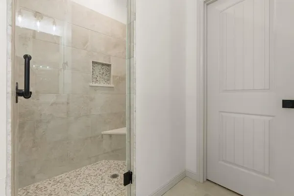 $349,900 | 1707 Lakeway Drive, Cleburne, TX 76033