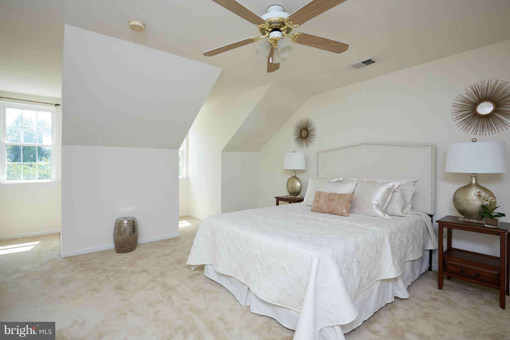 1266 Vintage Place Reston, VA 20194 - Photo 16 of 27 Bedroom (Master)