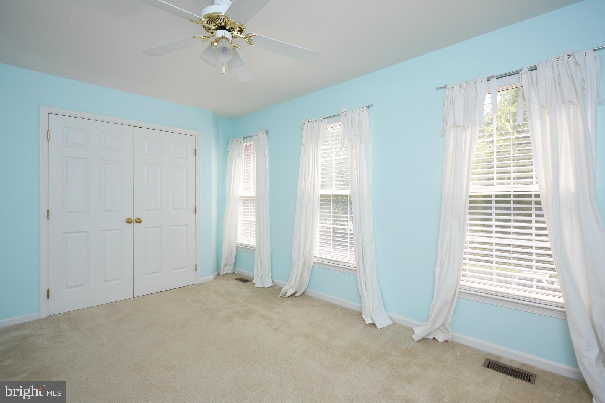 1266 Vintage Place Reston, VA 20194 - Photo 17 of 27 Bedroom