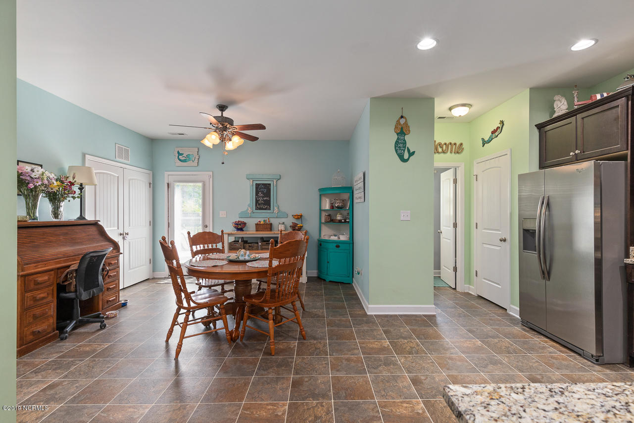 333 Inverness Drive Hubert, NC 28539 - Photo 11 of 30 8