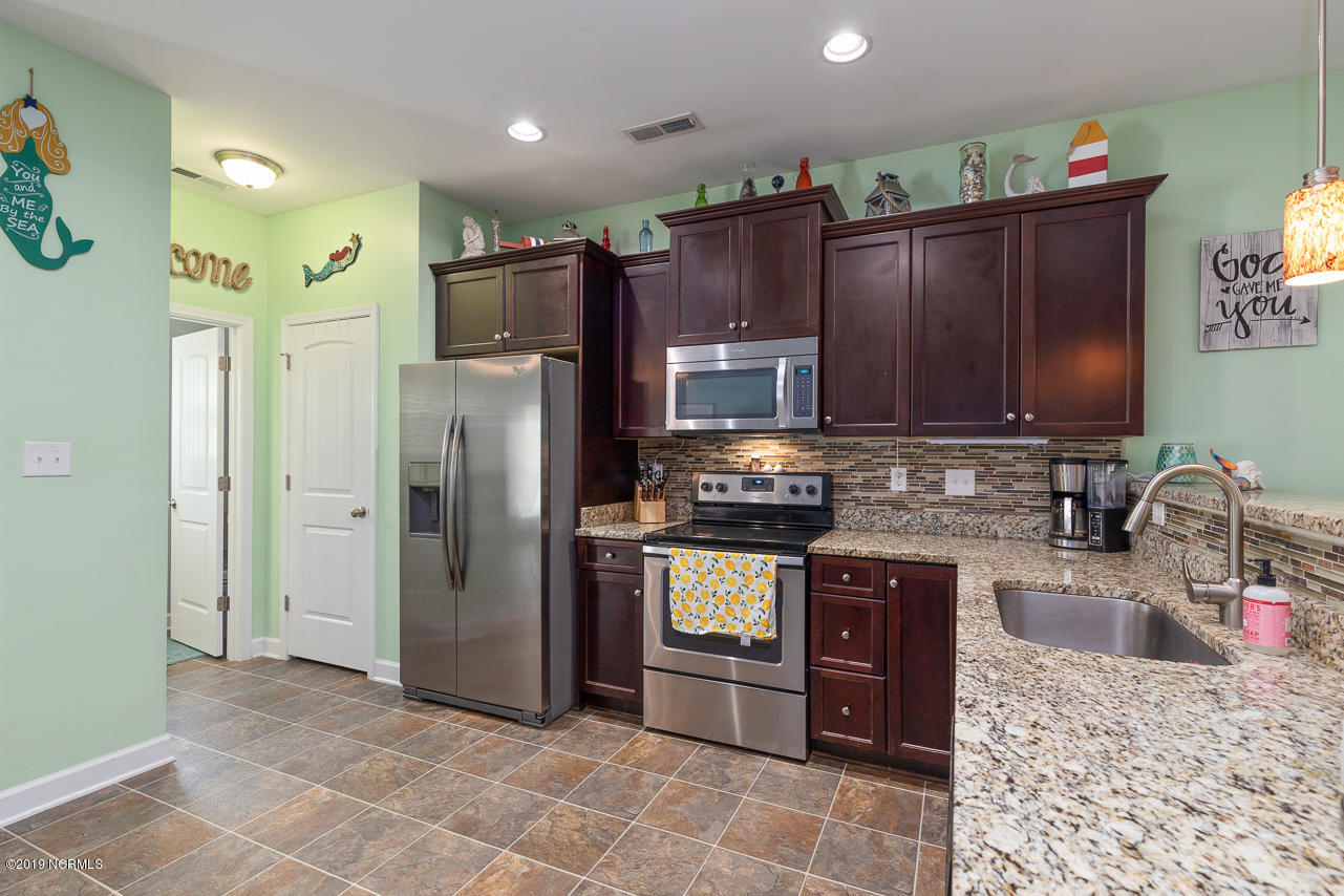 333 Inverness Drive Hubert, NC 28539 - Photo 7 of 30 9