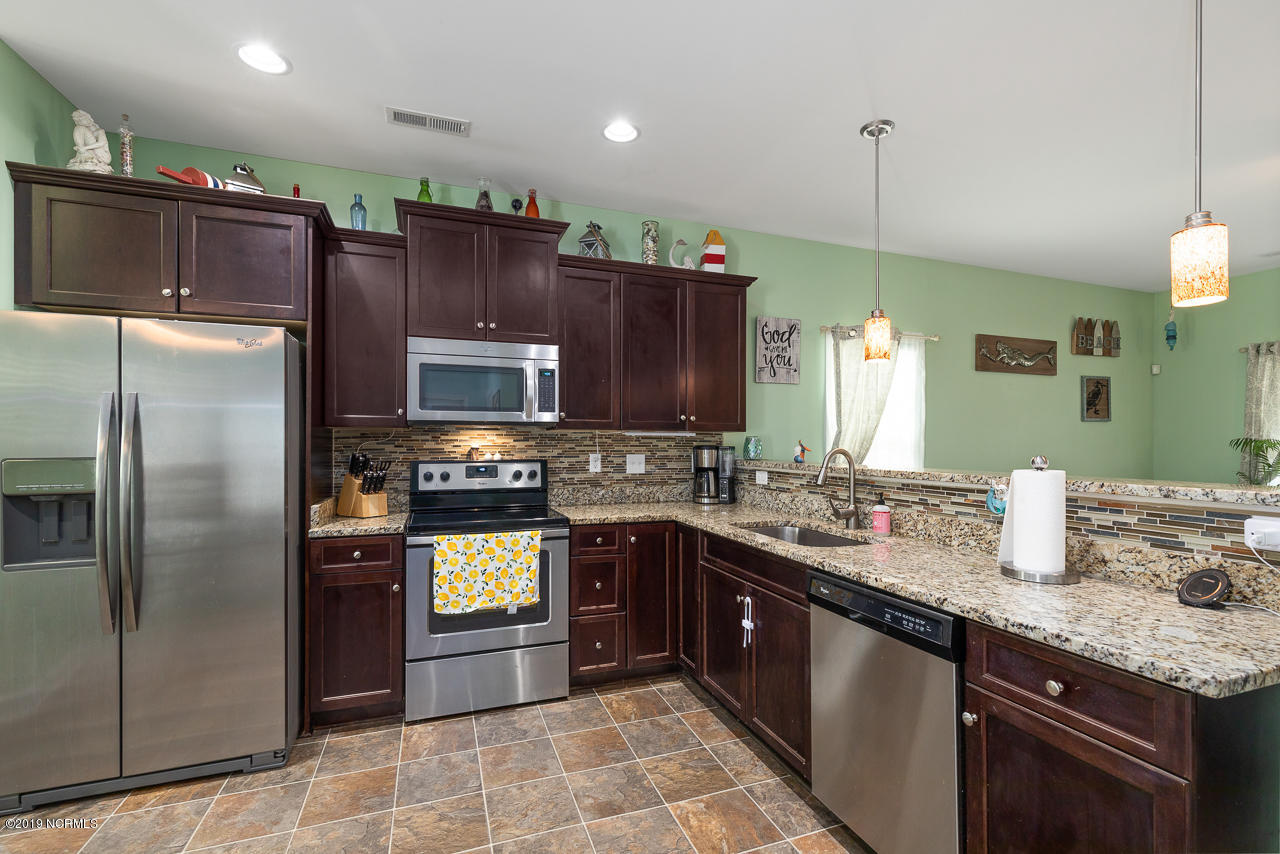 333 Inverness Drive Hubert, NC 28539 - Photo 9 of 30 11