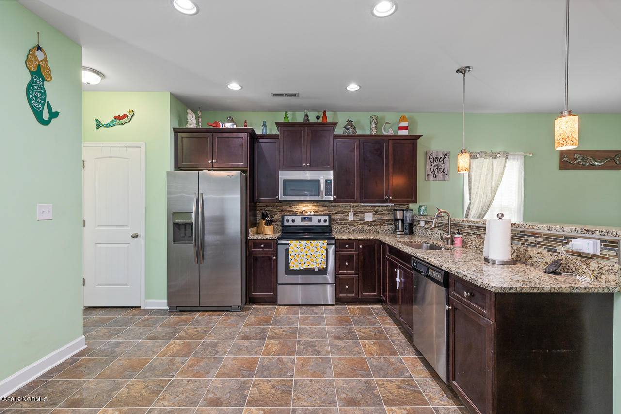 333 Inverness Drive Hubert, NC 28539 - Photo 10 of 30 10