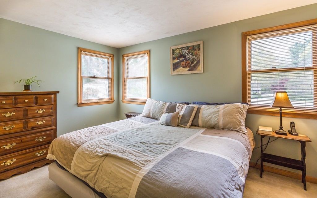 10 Warrior Road Taunton, MA 02780 - Photo 8 of 25