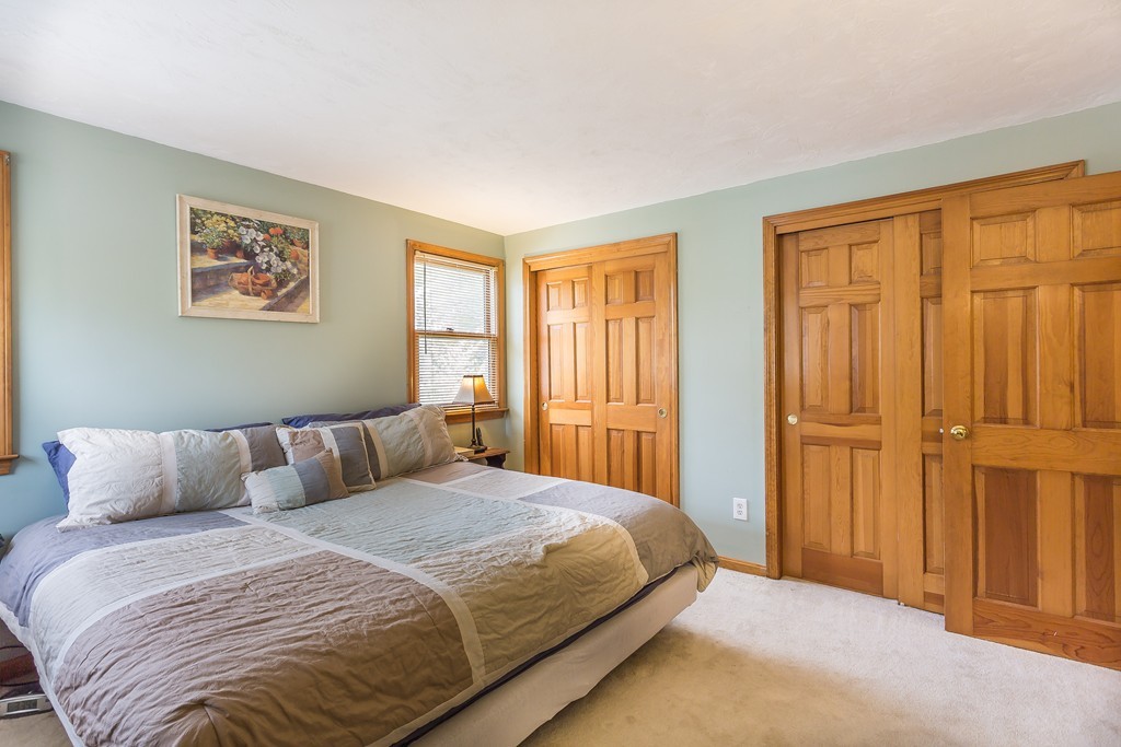 10 Warrior Road Taunton, MA 02780 - Photo 9 of 25