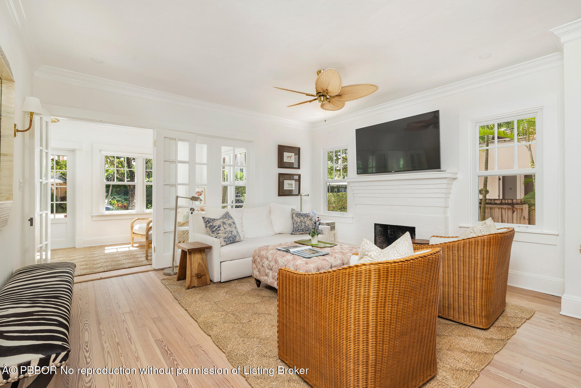 203 Westminster Road West Palm Beach, FL 33405 - Photo 8 of 26 low-12