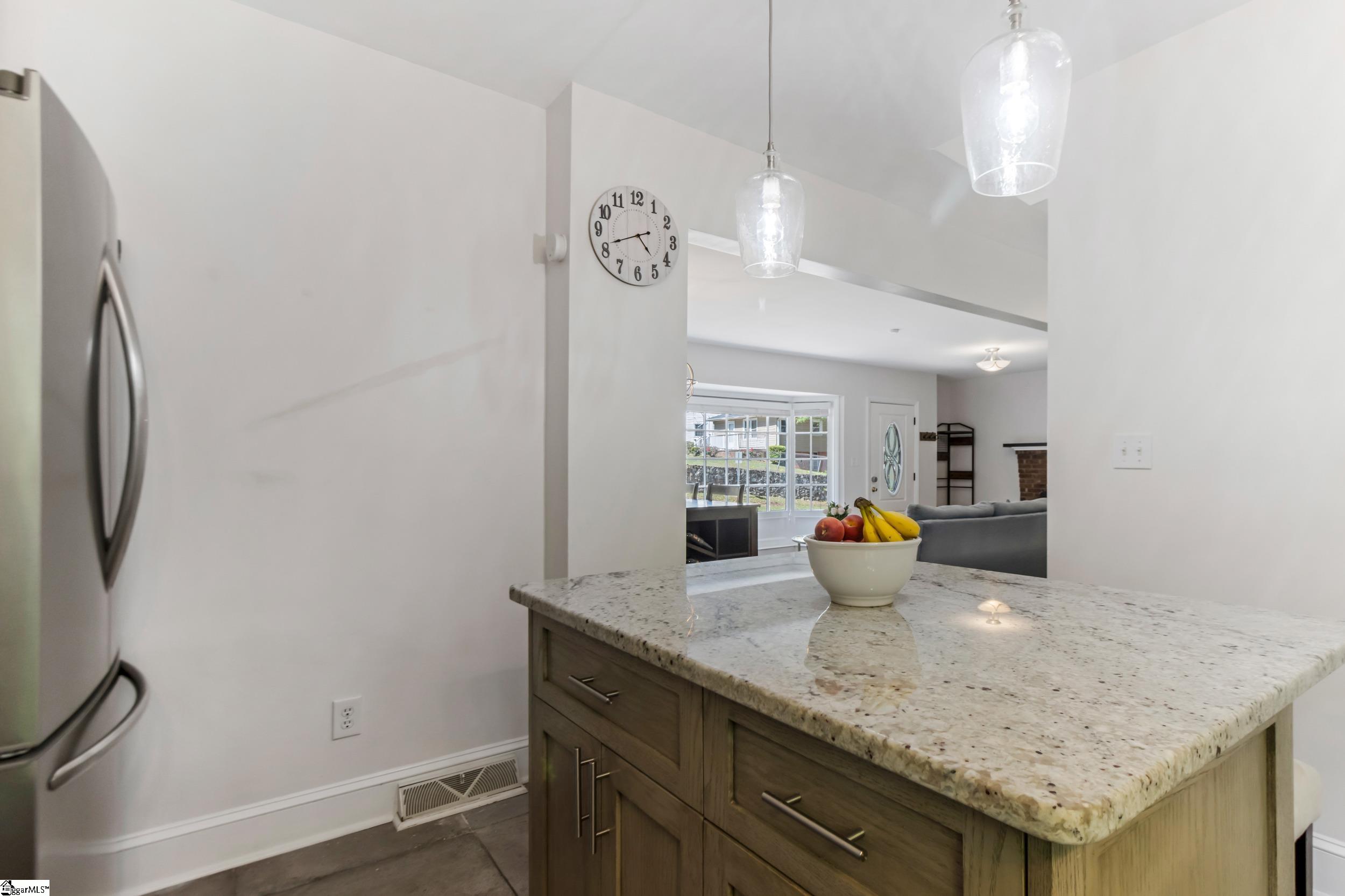 137 Cleveirvine Avenue Greenville, SC 29607 - Photo 17 of 41