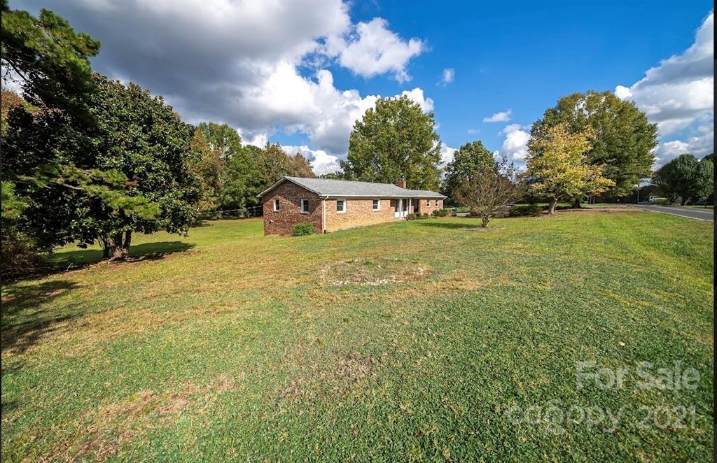283 Gaddis Road, Unit 7/8 Oakboro, NC 28129 - Photo 6 of 30 Gallery Image 6