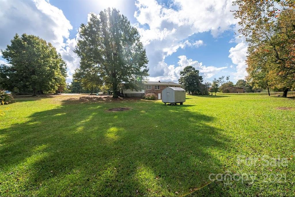 283 Gaddis Road, Unit 7/8 Oakboro, NC 28129 - Photo 9 of 30 Gallery Image 9