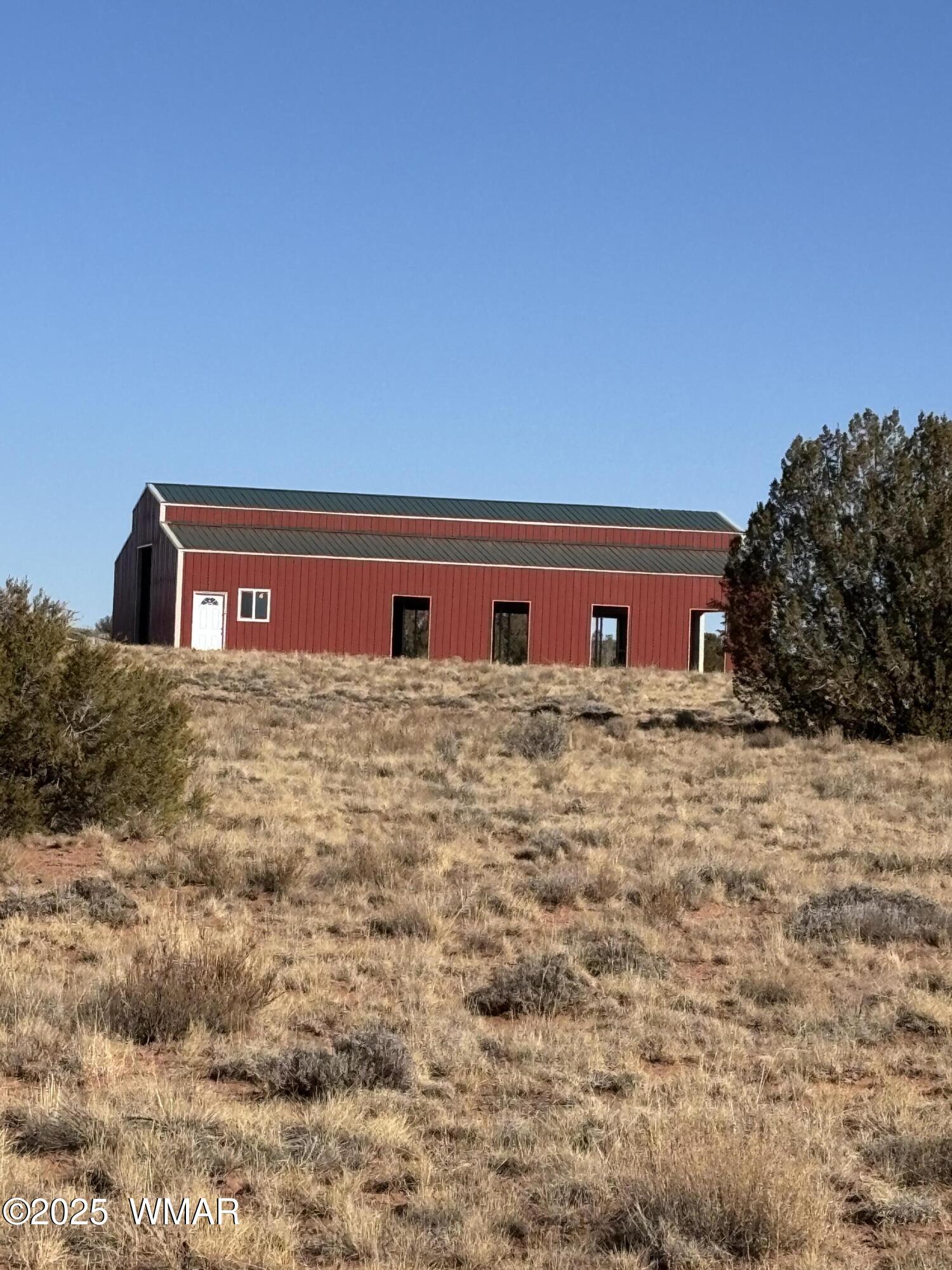 5985 Cow Bell Road Heber, AZ 85928 - Photo 2 of 26 Horse Barn